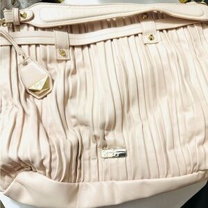 Jessica Simpson Pleated light pink Shoulder Bag